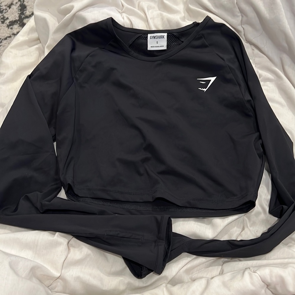 Gymshark Training Long Sleeve Crop Top in Black